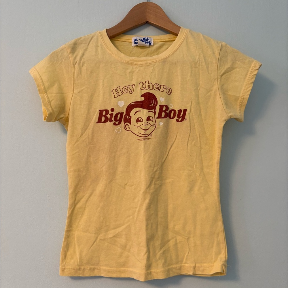 Vintage Yellow “Hey There Big Boy” graphic tee